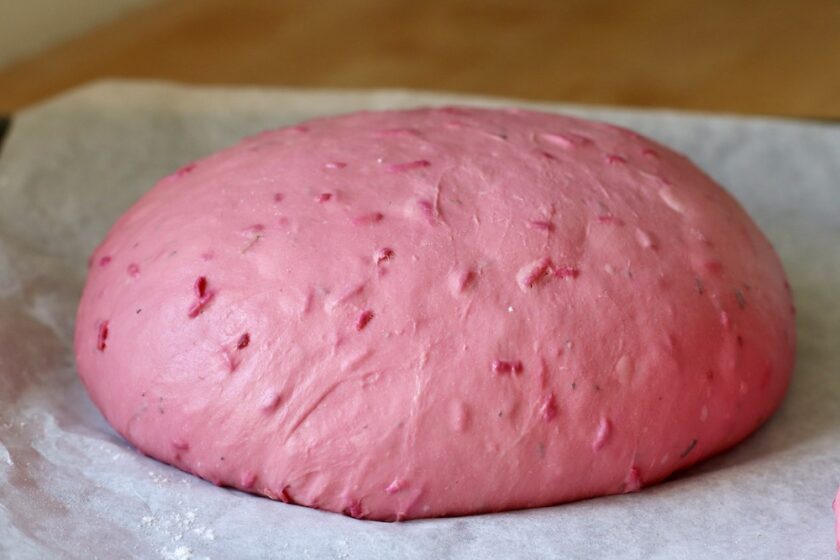 Rødbedebrød før bagning Bagvrk.dk