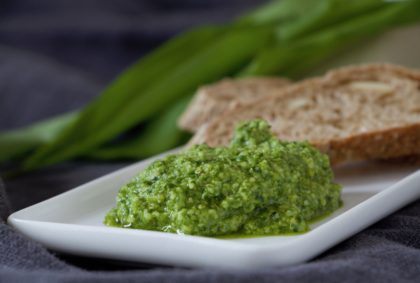 Ramsløgpesto. En supernem opskrift fra Bagvrk.dk.