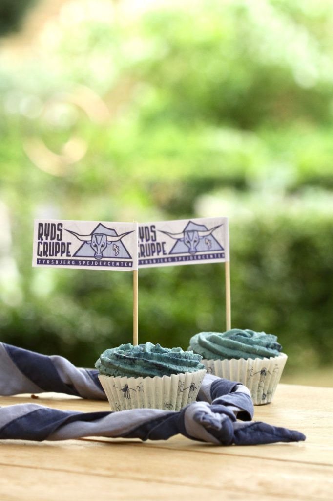 Spejderblå babycupcakes. En opskrift fra Bagvrk.dk.