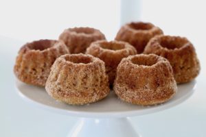 Churromuffins. En nem, men helt fantastisk opskrift fra Bagvrk.dk.