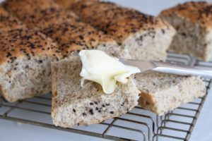 Grovbrød for begyndere. En supernem opskrift fra Bagvrk.dk.