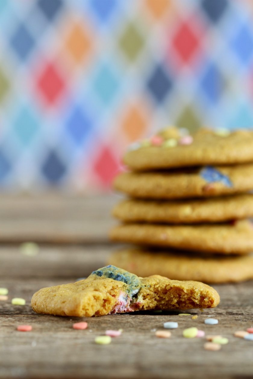 Carletti Konfetti Mix cookies. En supernem opskrift fra Bagvrk.dk.