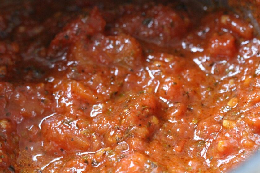Tomatsauce til pizza. Bagvrk.dk.