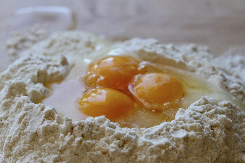 Durummel og æg til frisk pasta.