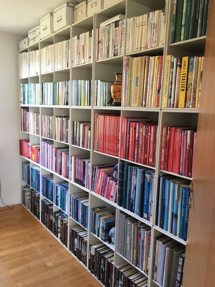 Bogreol før KonMari - Bagvrk.dk
