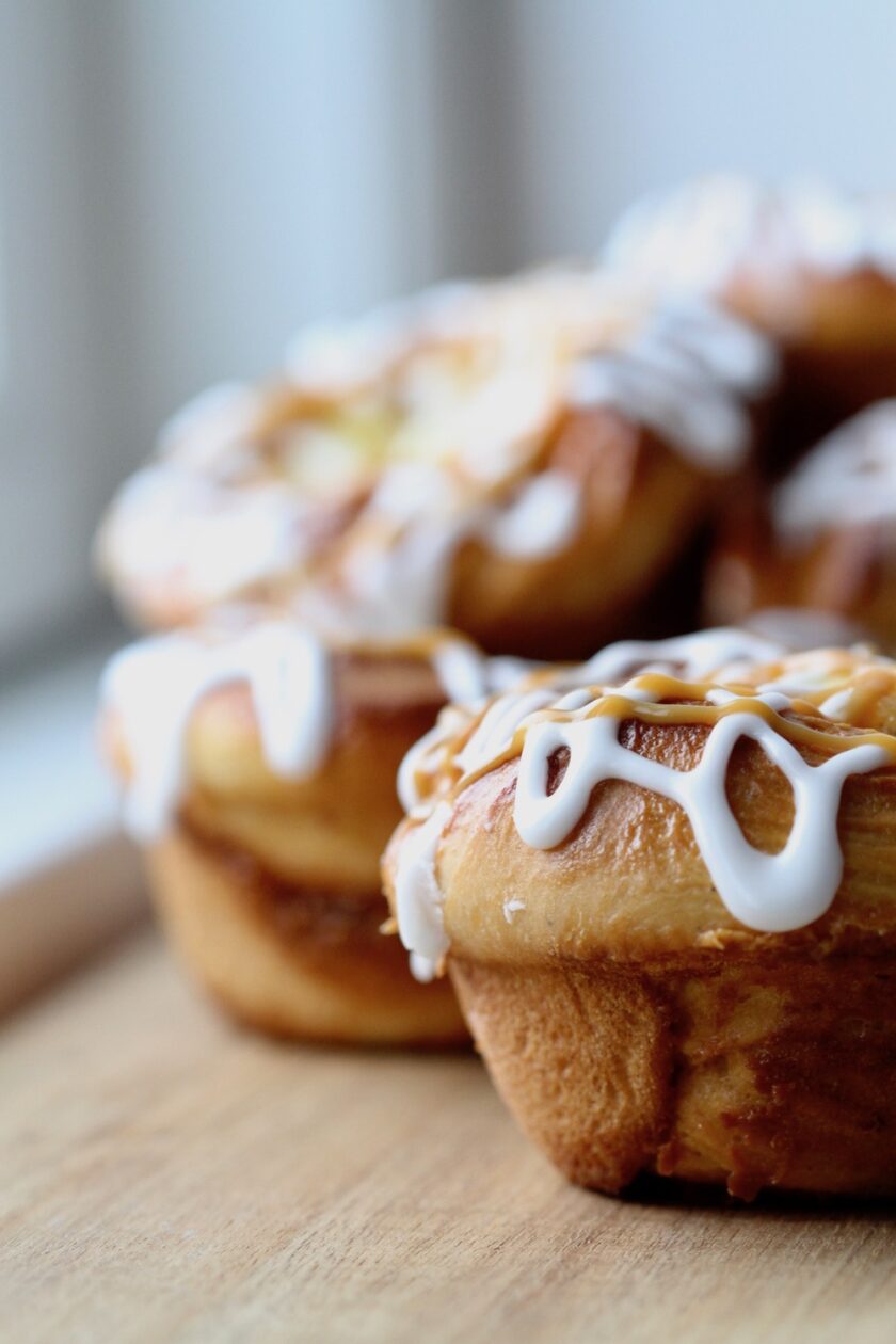 Karamelsnegle med vanillecreme Bagvrk.dk