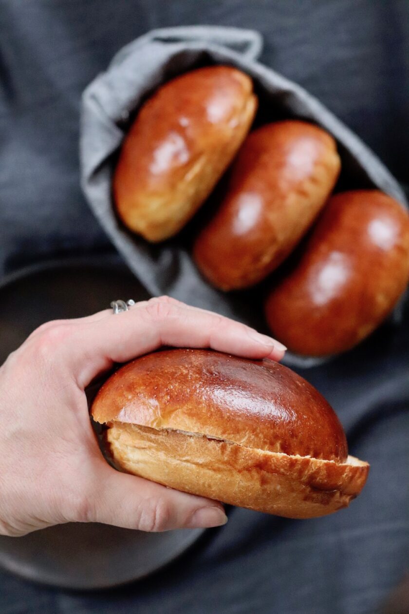 Brioche med gær høj Bagvrk.dk